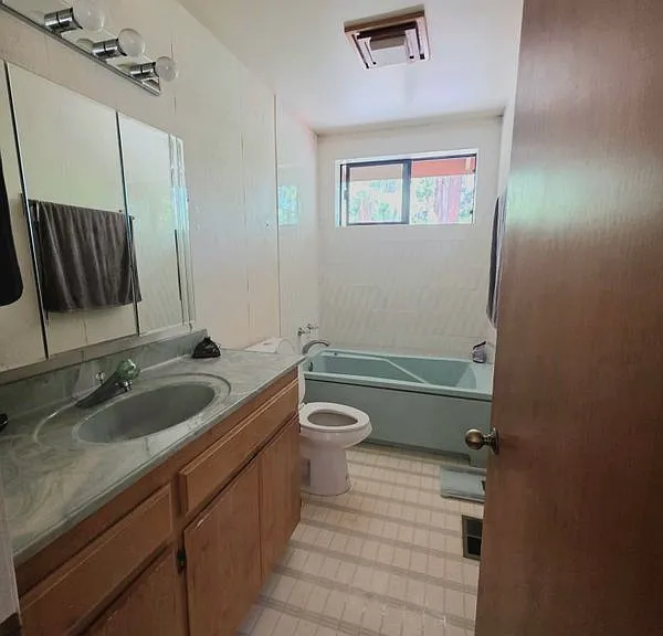 1335 W Scenic Dr #B — Photo 4