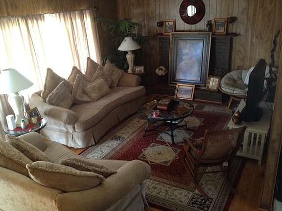 4th image of 585 Willoughby Ln