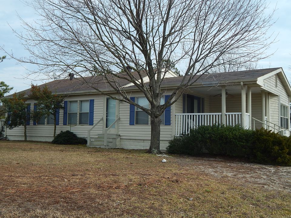 1st image of 26402 Pine Cone Dr