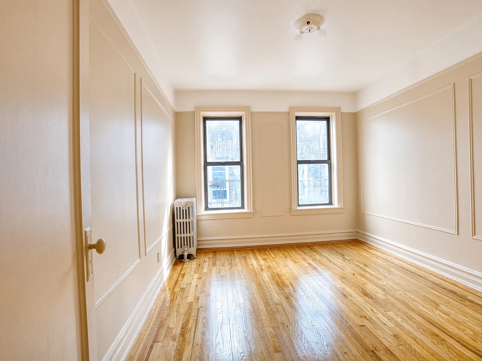 250 Maple Street — Photo 2
