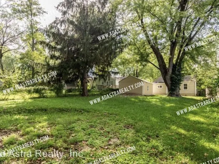 821 N Crysler Ave — Photo 19