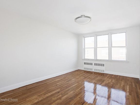 2nd image of 740 E 32nd St APT G5