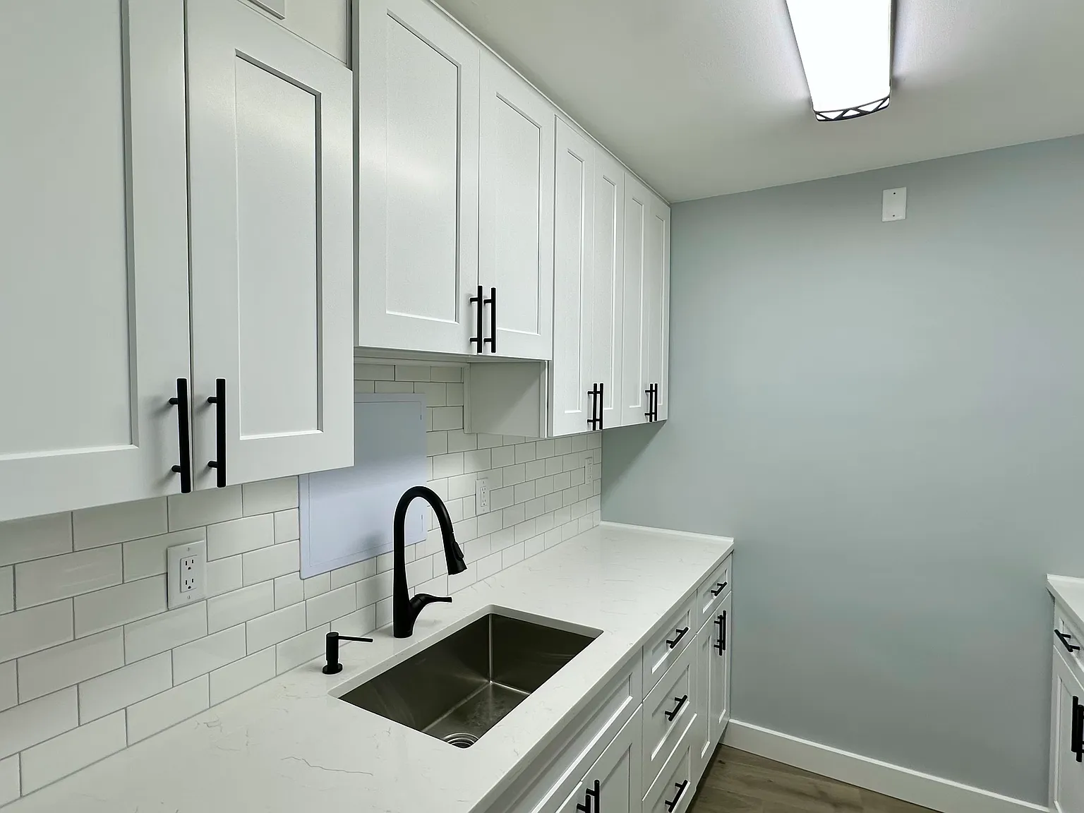 1 bed, 800 sqft, $3,000 — Photo 2
