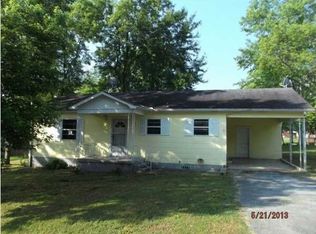 809 Willow St NW, Cleveland, TN 37311