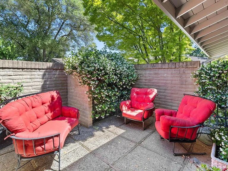 2800 Calle Vista Way — Photo 47
