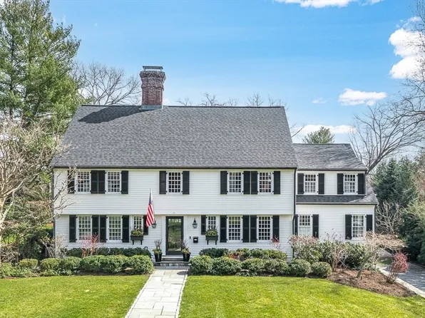 14 Plymouth Rd, Wellesley, MA 02481