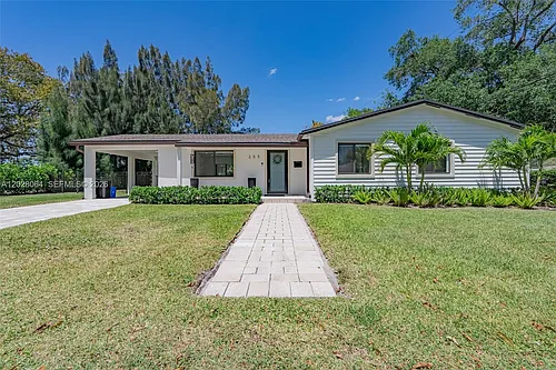 255 Grant Dr Photo 1
