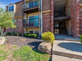 4342 Holly St APT 2S, Kansas City, MO 64111