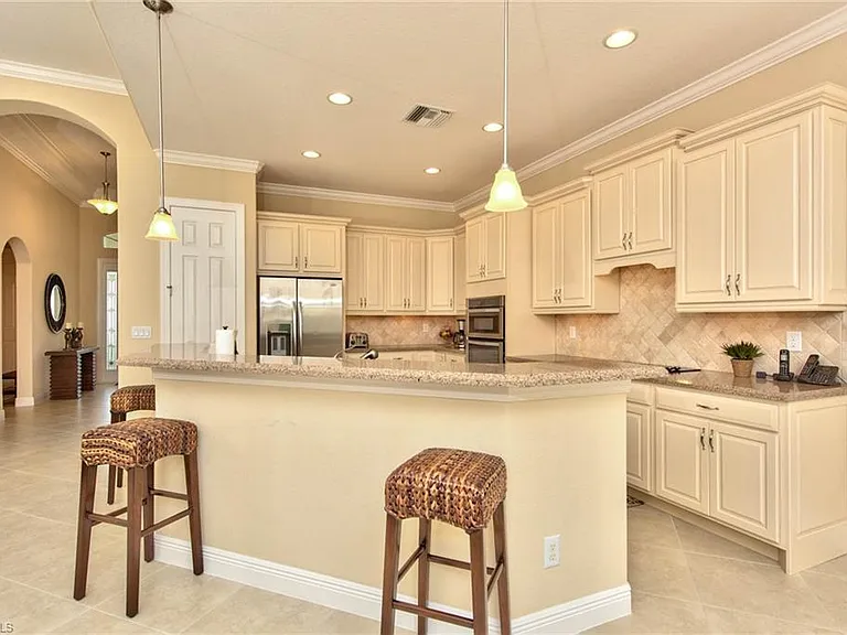 7755 Martino Cir — Photo 8