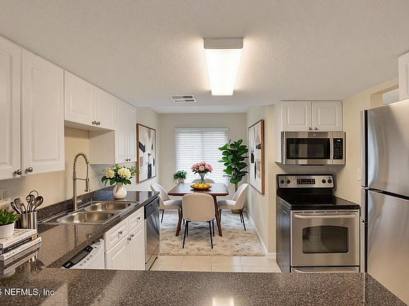 3rd image of 355 MONUMENT Road #12 A1