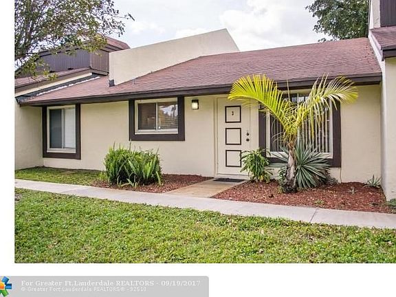 2nd image of 5244 Bosque Ln APT 3