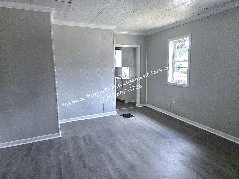 1600 4th Ave — Photo 3