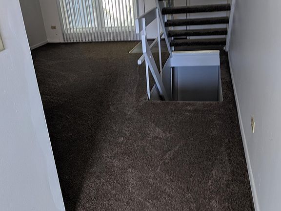 5th image of 1229 Fairwood Ct APT F
