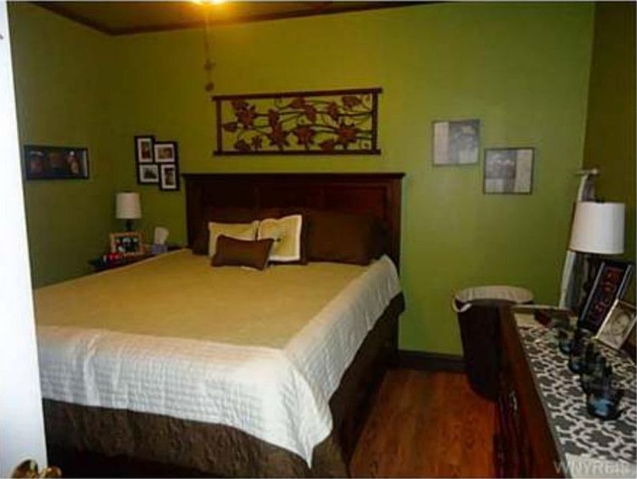 1st image of 43 E End Ave