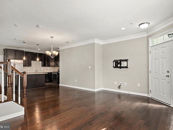 5th image of 23583 Belvoir Woods Ter