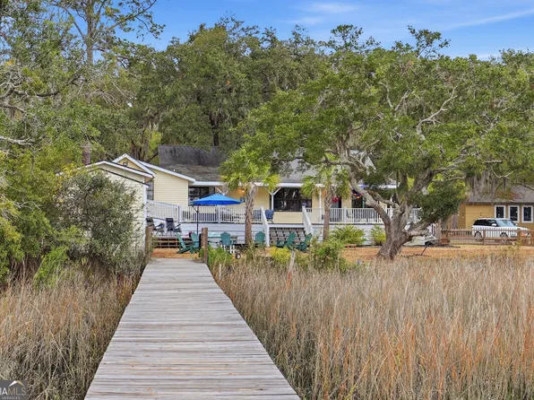 1629 S River Dr, Townsend, GA 31331