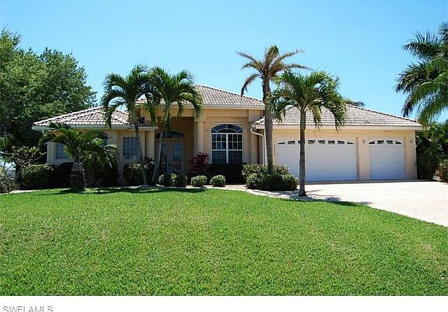 1st image of 2722 SW 48th Ter