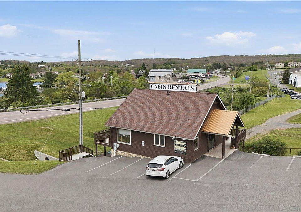 1st image of 267 Cabin Lodge Rd