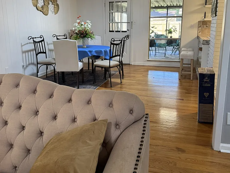 214 Sunny Ln — Photo 14