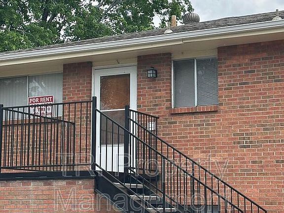 2nd image of 822 31st Ave #1