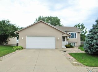 308 N Foss Ave, Sioux Falls, SD 57110