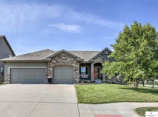 19759 William St, Omaha, NE 68130