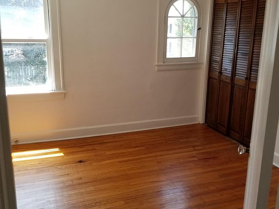 3rd image of 6822 Brownfield Dr