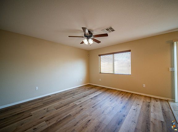 5th image of 622 Sheffield Dr