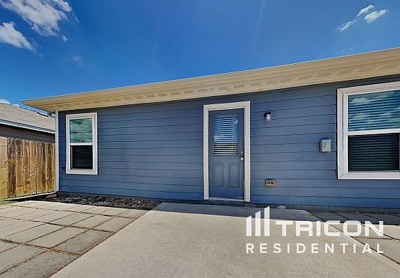 2nd image of 25038 Harris Dr