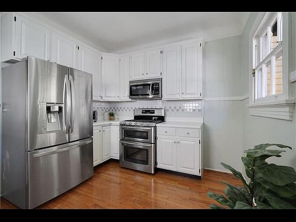 4th image of 214 Metairie Heights Ave