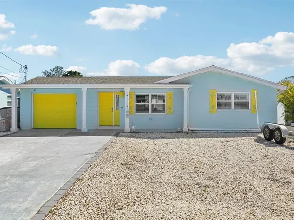 13700 Leslie Dr, Hudson, FL 34667