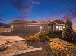560 Remington Dr, Hudson, CO 80642