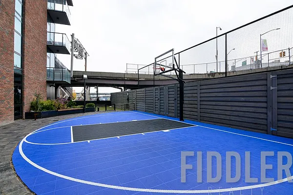 Rented by Fiddler Realty | media 129