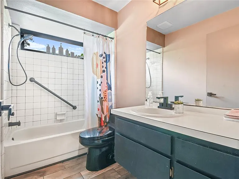 2906 Windridge Dr — Photo 30