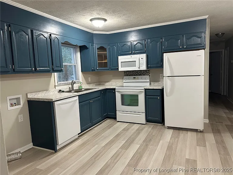 2524 Penny Dr — Photo 7