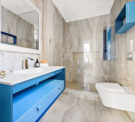 Sold by Compass | media 19