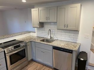 195 S Main St, Suffield, CT 06078