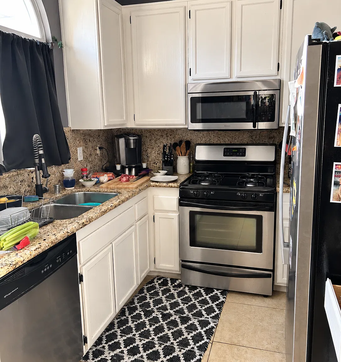 2 bed, 1000 sqft, $3,150 — Photo 2