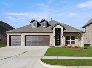 303 Tradd St, Glenn Heights, TX 75154