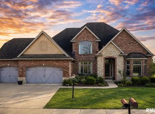 2422 W Augusta Dr, Dunlap, IL 61525