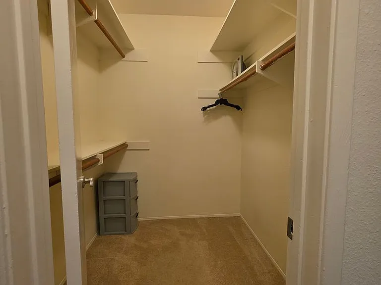 8308 Regents Rd #3P — Photo 11