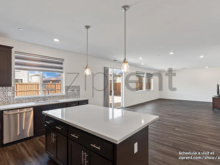 994 Pipit St — Photo 14