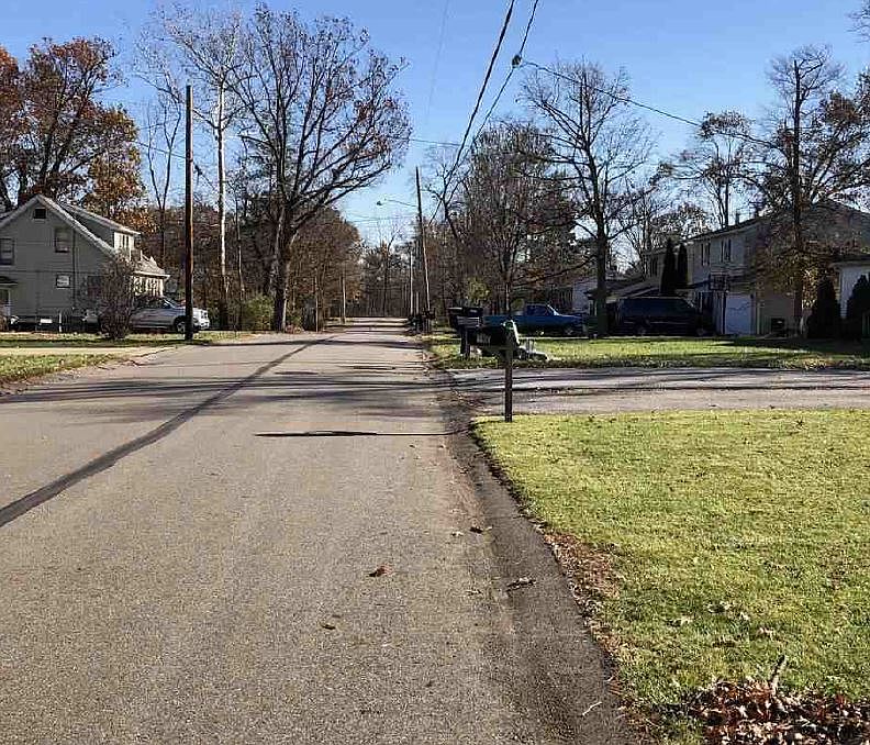 2nd image of 204 Heights Ave