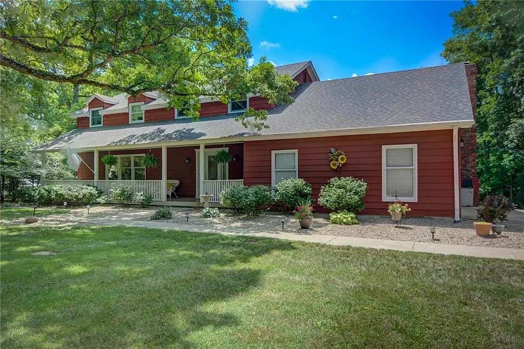 4095 Graces Ln photo 1