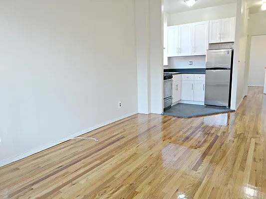 Rented by DSA Realty | media 31