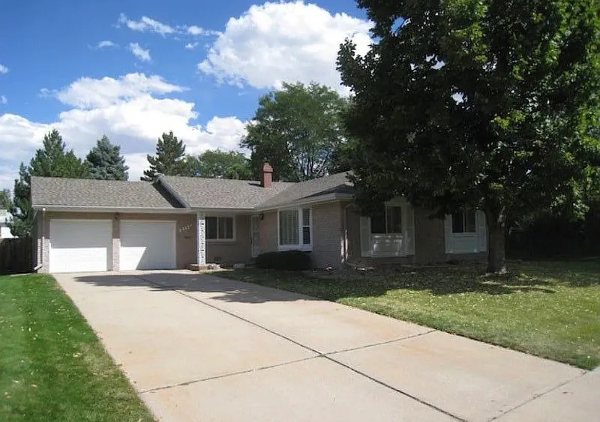 3 bed, 3.0 bath, 3230 sqft, $2,750 — Photo 1
