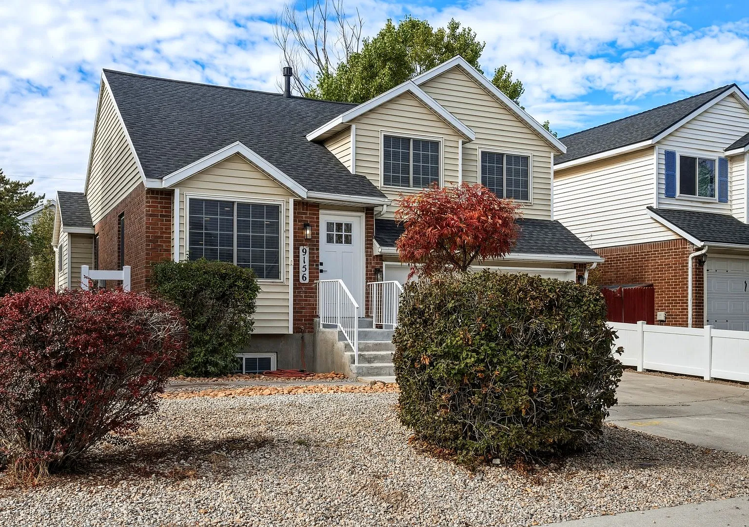 Newly Remodeled 5 Bedroom Home in West Jordan! — Photo 2