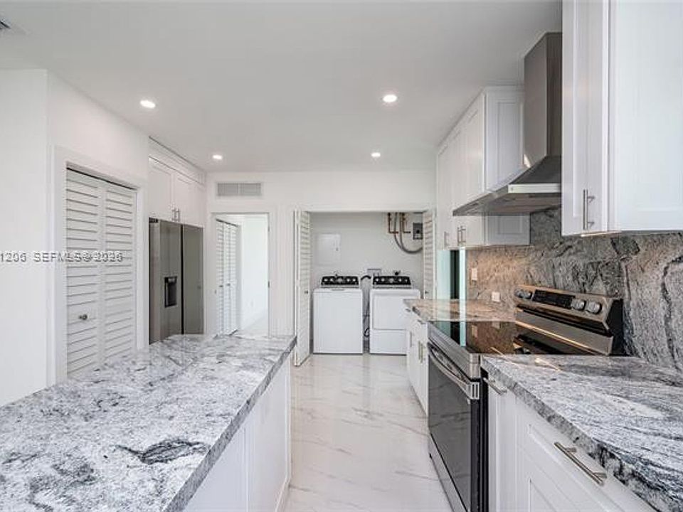 1st image of 1621 S Treasure Dr #1621