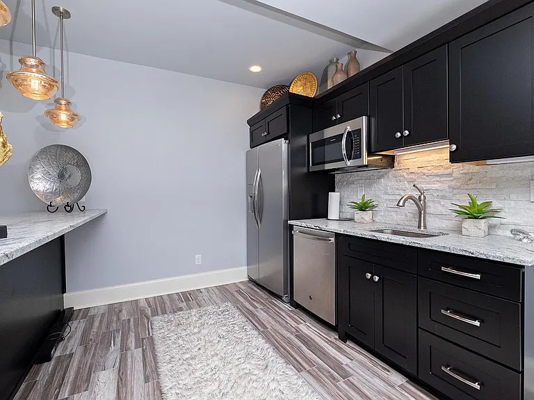9406 Harlequin St — Photo 57