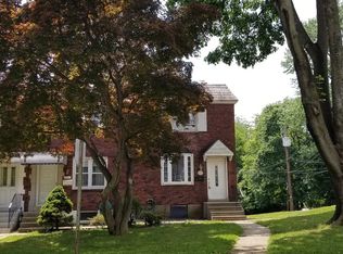 433 Park Dr, Glenolden, PA